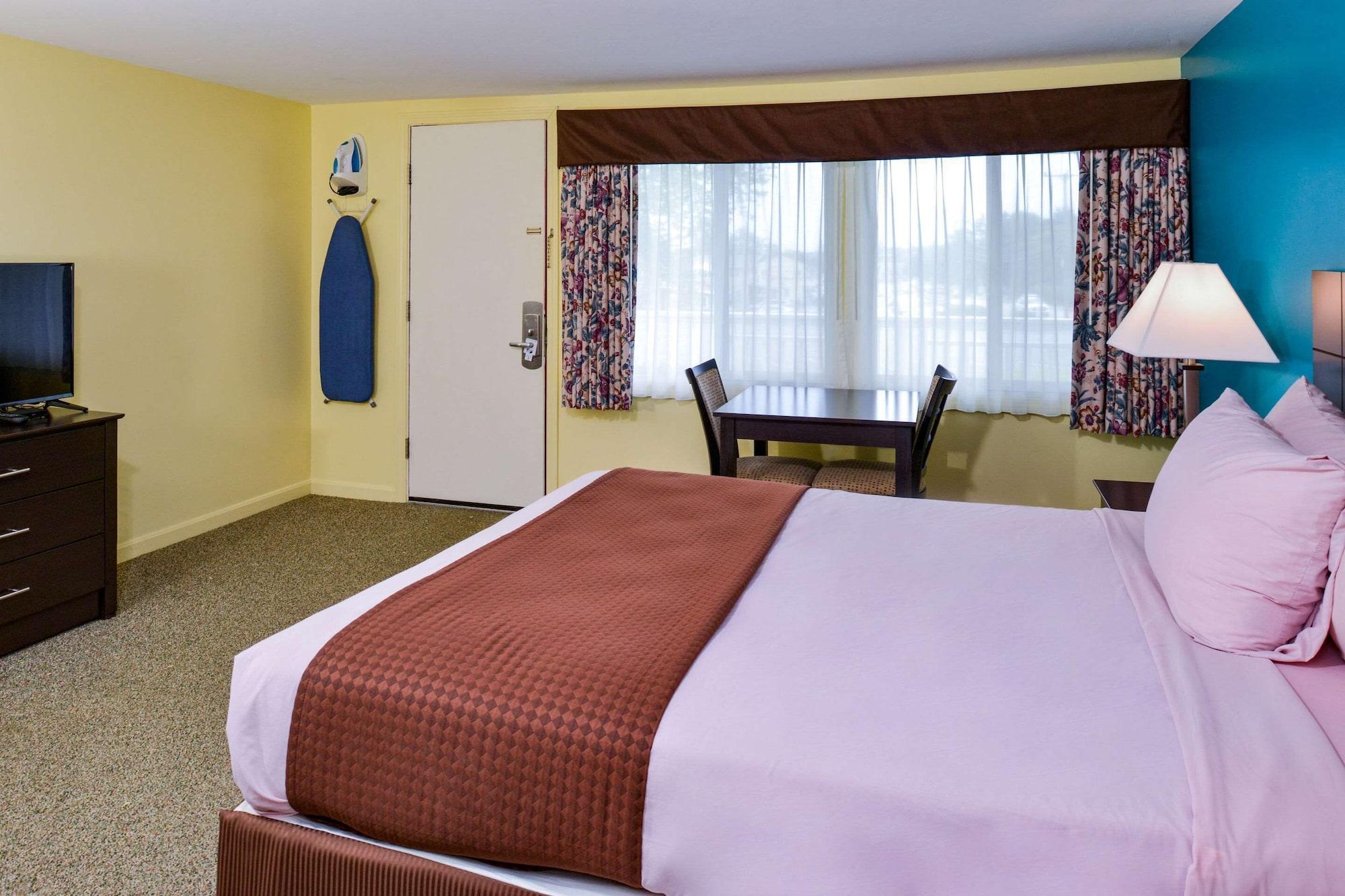 Rodeway Inn Orleans - Cape Cod Exterior photo