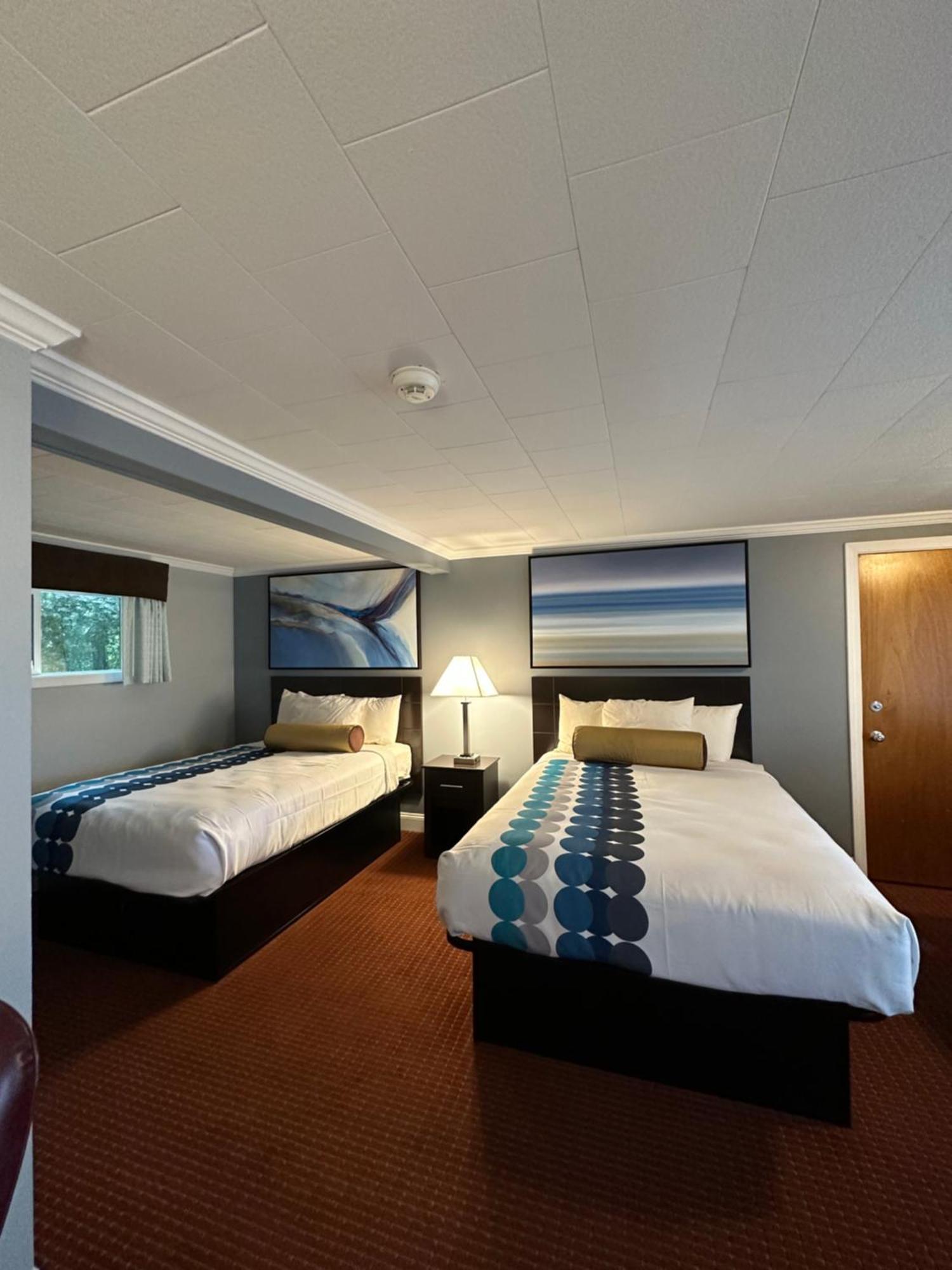 Rodeway Inn Orleans - Cape Cod Exterior photo