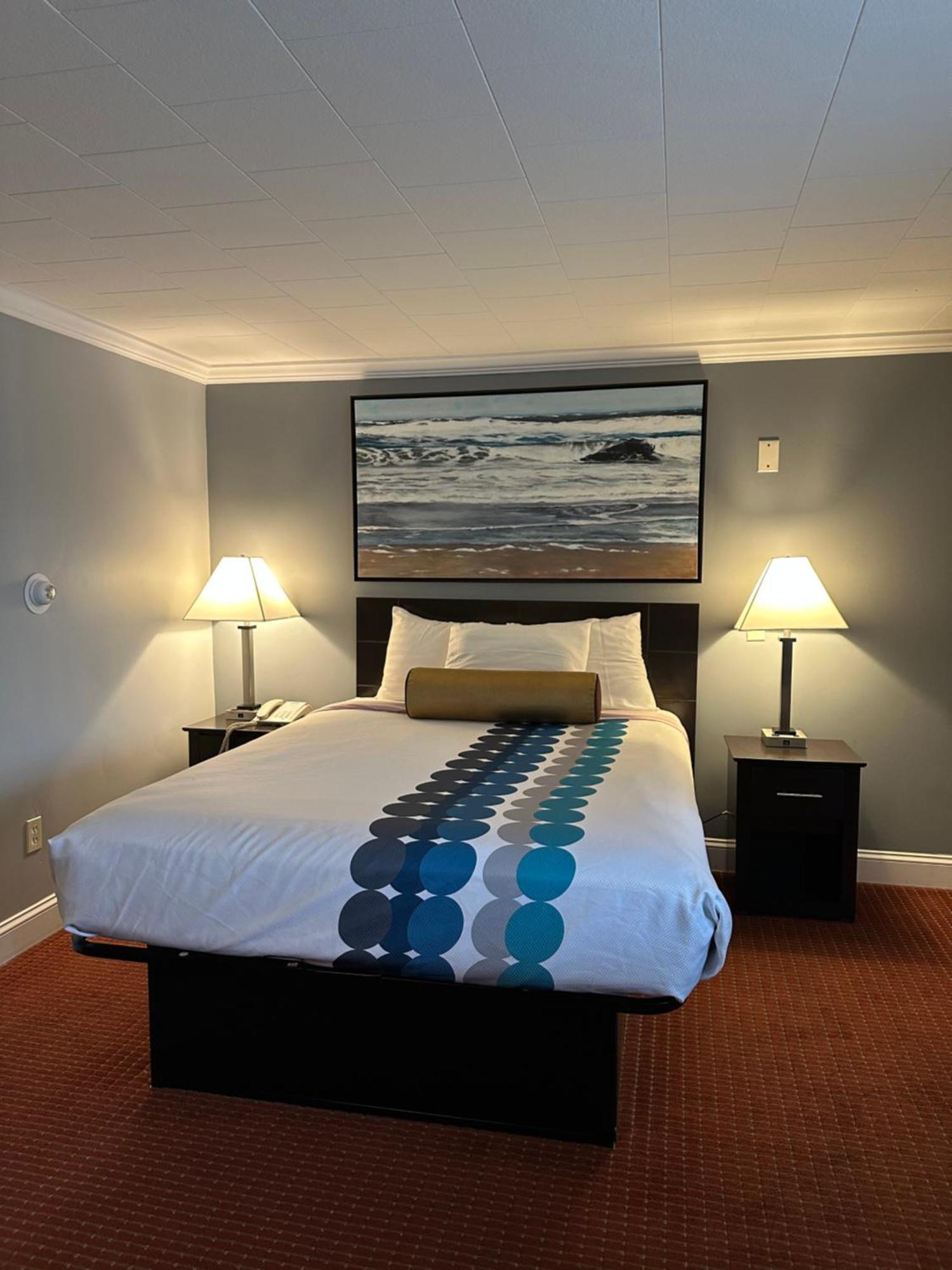 Rodeway Inn Orleans - Cape Cod Exterior photo